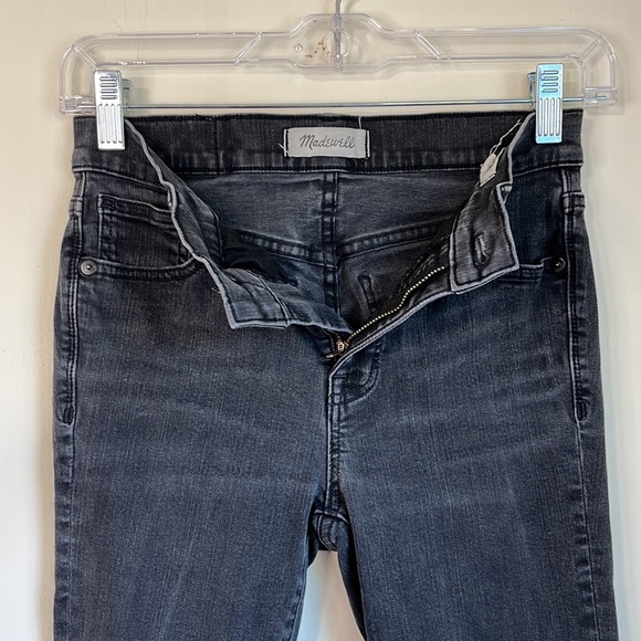 Madewell 9” High-Rise Skinny Black Distressed Denim Jeans Size 26 - Picture 3 of 9